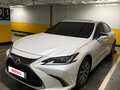 2019 Lexus ES 200 VII, белый