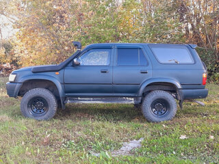 1993 Toyota Hilux Surf II Рестайлинг, зелёный, 970000 рублей, вид 2