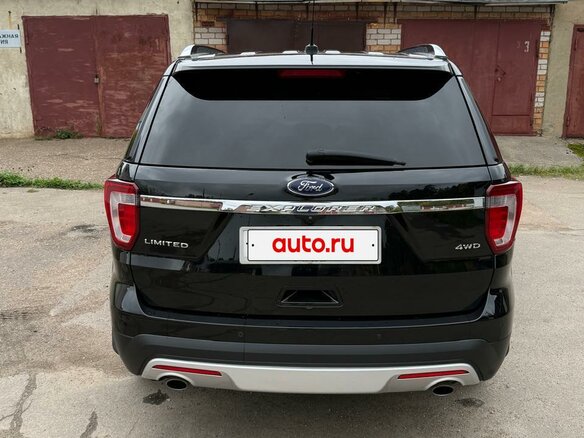 2016 Ford Explorer V Рестайлинг, чёрный, 2250000 рублей - вид 3