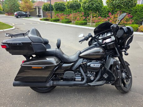 2020 Harley-Davidson Ultra Limited, коричневый, 2200000 рублей, вид 3