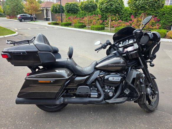 2020 Harley-Davidson Ultra Limited, коричневый, 2200000 рублей - вид 2