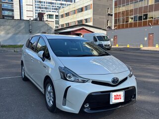 2020 Toyota Prius Alpha I (ZVW40/41) Рестайлинг, белый, 2300000 рублей, вид 2