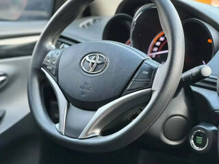 2023 Toyota Yaris XP150 Рестайлинг 2, белый, 1250275 рублей, вид 3