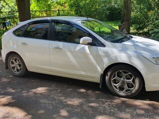 2010 Ford Focus II Рестайлинг, белый, 600000 рублей, вид 2