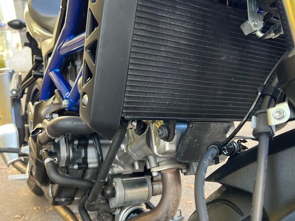 2020 Suzuki SV 650, серебристый, 695000 рублей - вид 12