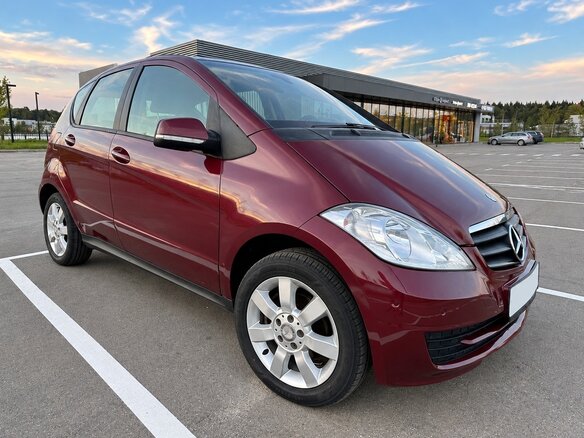 2009 Mercedes-Benz A-Класс 180 II (W169) Рестайлинг, пурпурный, 790000 рублей - вид 4
