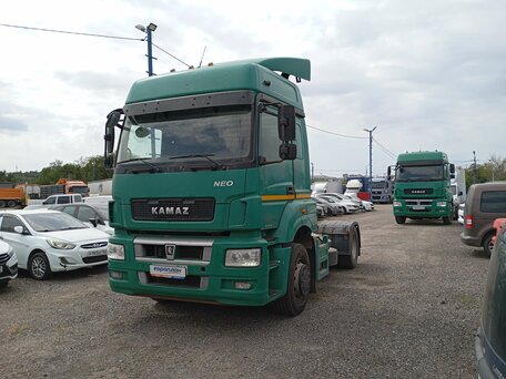 2018 КамАЗ 5490 NEO, зелёный, 1740000 рублей, вид 1