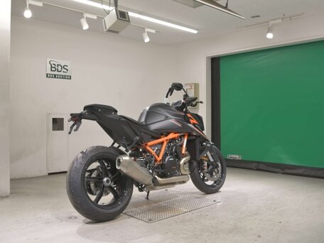 2024 KTM 1390 Super Duke R Evo, чёрный, 2055000 рублей, вид 5