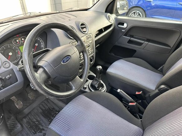 2011 Ford Fusion I Рестайлинг, чёрный, 545000 рублей - вид 9