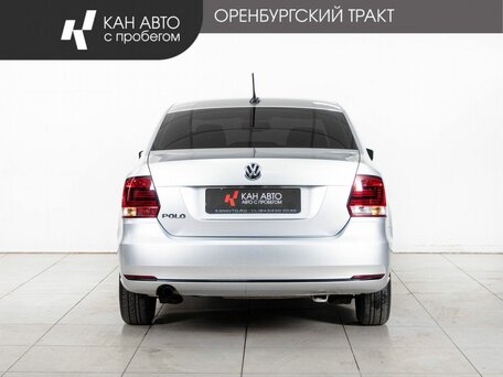 2017 Volkswagen Polo V Рестайлинг, серебристый, 1090000 рублей, вид 4