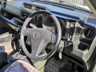 2016 Toyota Succeed I Рестайлинг, белый, 950000 рублей, вид 4