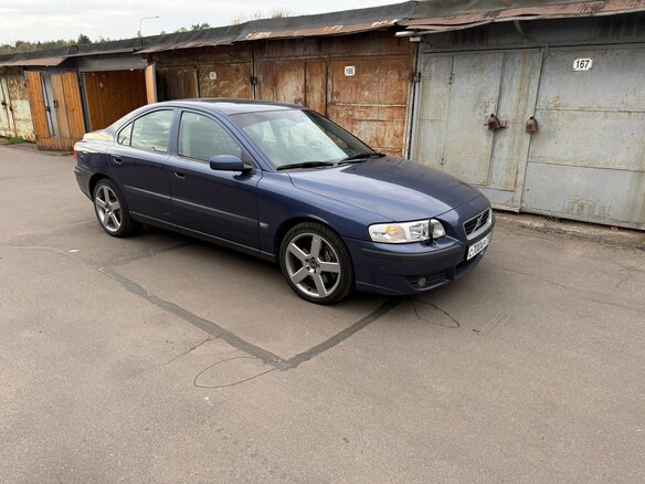 2004 Volvo S60 R I, серый, 920000 рублей - вид 3