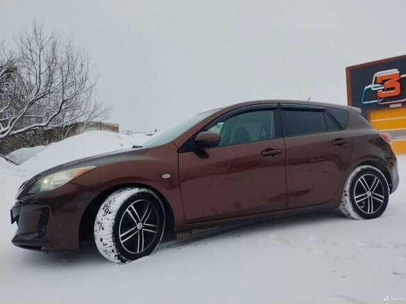 2012 Mazda 3 II (BL) Рестайлинг, коричневый, 800000 рублей - вид 4
