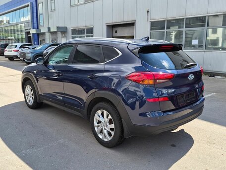 2020 Hyundai Tucson III Рестайлинг, синий, 2075000 рублей, вид 4