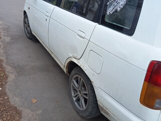 1997 Daihatsu Pyzar I, белый, 180000 рублей, вид 4