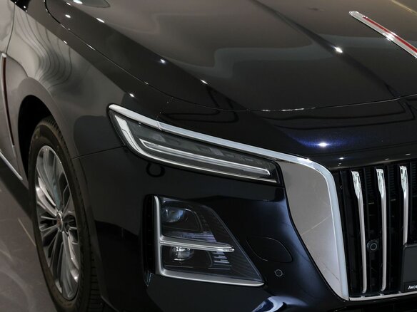 2026 Hongqi H5 II Рестайлинг, чёрный, 4480000 рублей - вид 10