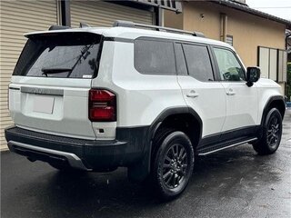2025 Toyota Land Cruiser Prado 250 Series, белый, 7860000 рублей, вид 4