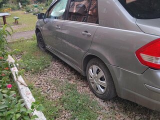 2011 Nissan Tiida I Рестайлинг, серый, 540000 рублей, вид 5