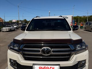 2019 Toyota Land Cruiser 200 Series Рестайлинг 2, белый, 11600000 рублей, вид 1