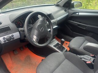 2006 Opel Astra H, серебристый, 350000 рублей, вид 4