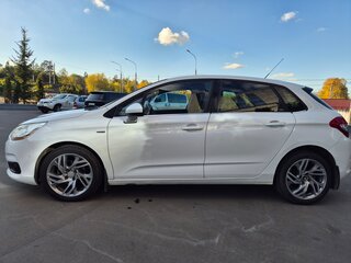 2011 Citroen C4 II, белый, 540000 рублей, вид 3