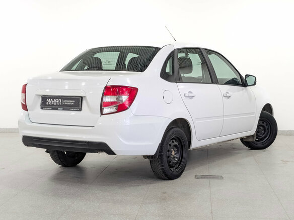 2024 Lada (ВАЗ) Granta I Рестайлинг, белый - вид 5