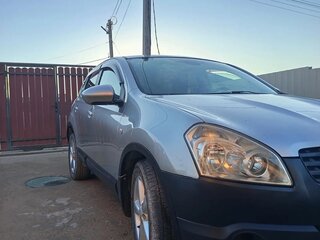 2007 Nissan Qashqai I, серебристый, 650000 рублей, вид 2
