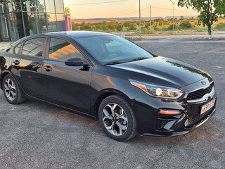2018 Kia Forte III, чёрный, 1400000 рублей, вид 2