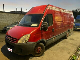 2006 Iveco Daily, красный, 700000 рублей, вид 4