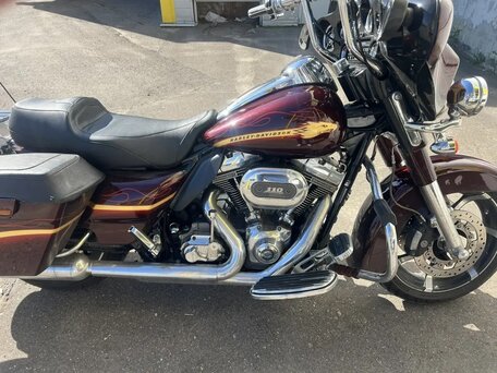 2010 Harley-Davidson CVO Street Glide, красный, 950000 рублей, вид 4