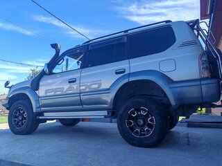 1996 Toyota Land Cruiser Prado 90 Series, серебристый, 2196000 рублей, вид 5