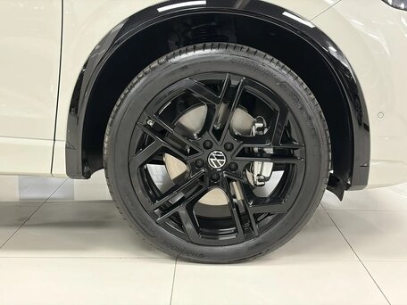 2026 Volkswagen Tiguan L Pro III (China Market), серый, 4499000 рублей, вид 5