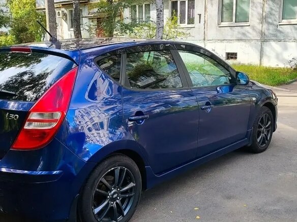 2010 Hyundai i30 I Рестайлинг, синий, 700000 рублей - вид 3