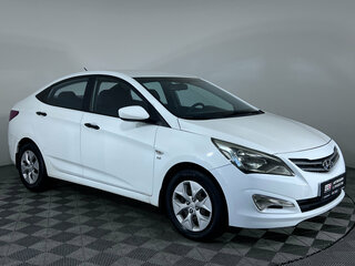 2015 Hyundai Solaris I Рестайлинг, белый, 950000 рублей, вид 3