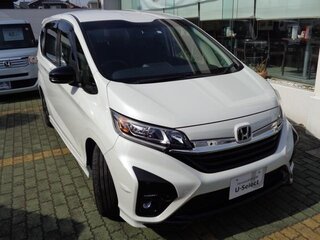 2023 Honda Freed II Рестайлинг, белый, 1350400 рублей, вид 4