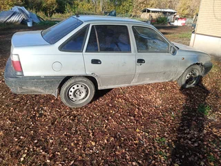 2006 Daewoo Nexia I, белый, 70000 рублей, вид 1