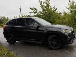2018 BMW X1 18i sDrive II (F48), чёрный, 1645000 рублей, вид 3