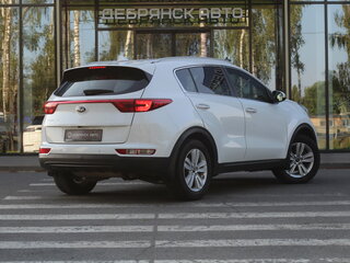 2018 Kia Sportage IV, белый, 1890000 рублей, вид 3
