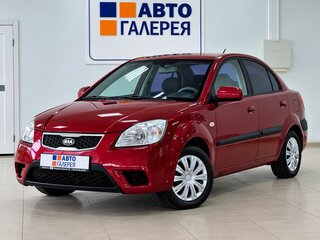 2009 Kia Rio II Рестайлинг, красный, 320000 рублей, вид 1