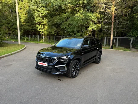2023 Skoda Kodiaq I Рестайлинг, чёрный, 3800000 рублей, вид 1