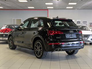 2026 Audi Q5 L 45 TFSI II (FY) Рестайлинг, чёрный, 5899500 рублей, вид 5