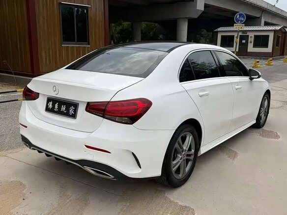 2022 Mercedes-Benz A-Класс 180 Long IV (W177) Рестайлинг, белый, 1555777 рублей - вид 3