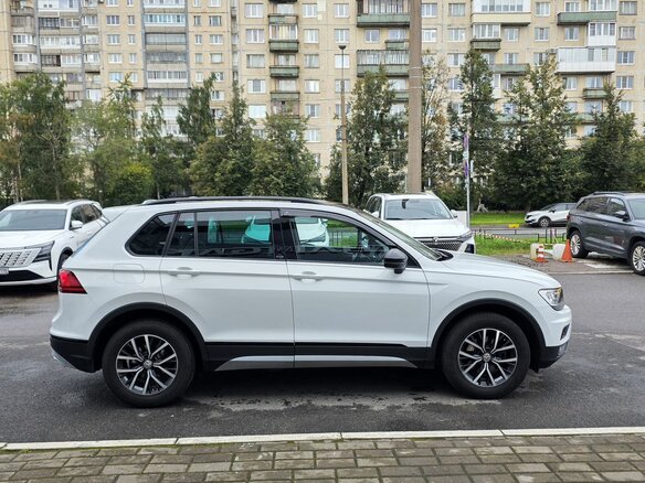 2019 Volkswagen Tiguan II, белый, 2219000 рублей - вид 3