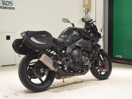 2017 Yamaha MT-10, чёрный, 1100000 рублей, вид 4