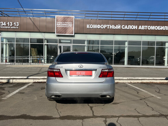2007 Lexus LS 460 IV, серебристый - вид 4