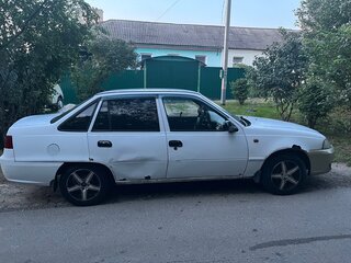2011 Daewoo Nexia I Рестайлинг, белый, 100000 рублей, вид 3