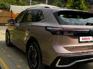 2024 Volkswagen Tiguan L Pro III (China Market), оранжевый, 4650000 рублей, вид 5