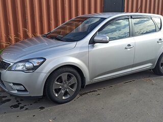 2011 Kia Ceed I Рестайлинг, серебристый, 525000 рублей, вид 2