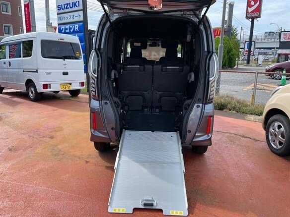 2018 Honda N-BOX II, серый, 900000 рублей - вид 12