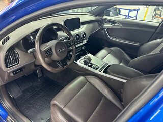 2018 Kia Stinger I, синий, 2750000 рублей, вид 3